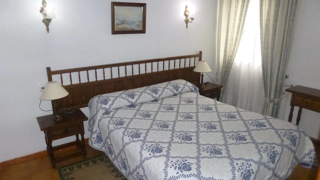 Hostal Cerezo-1