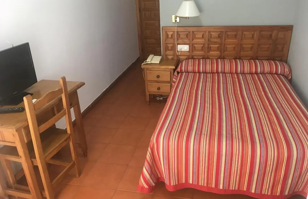 Hotel Hispanidad-1